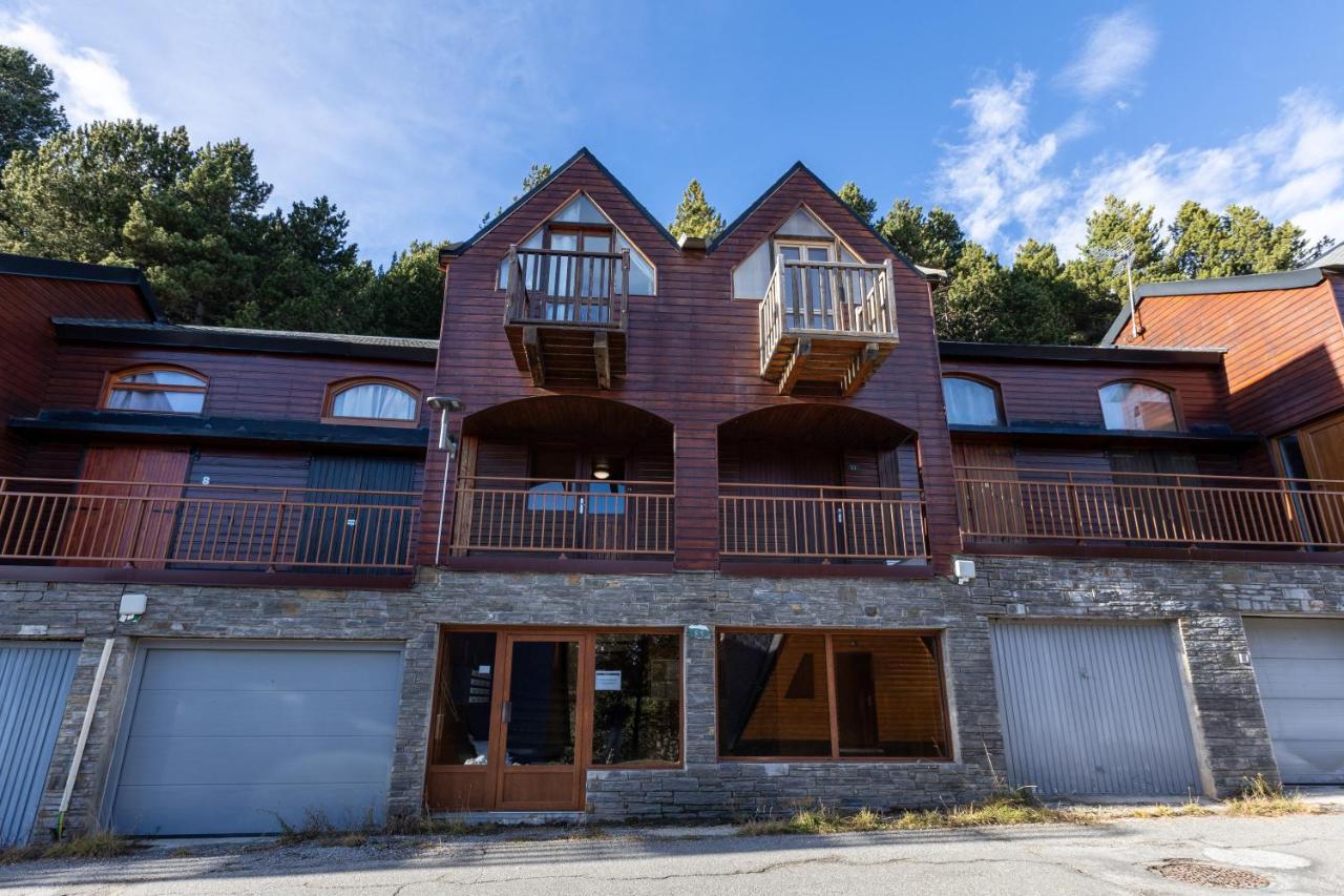 Ferienwohnung Le Cerf - Duplex Avec Superbe Vue Montagne Les Angles  Exterior foto